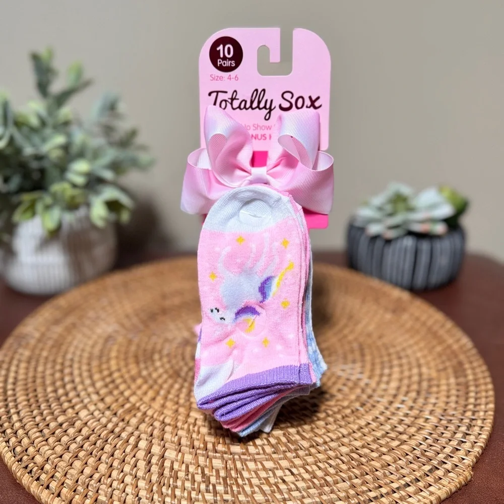 10 Pairs Girls’ No Show Socks & 1 Pink Ribbon Hair Bow